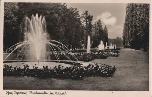 Bad Pyrmont - Fontänenallee im Kurpark - 1951