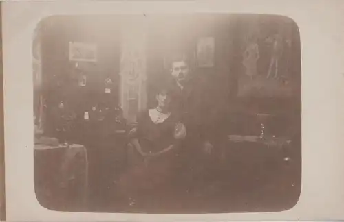 Paar in der Stube - ca. 1925