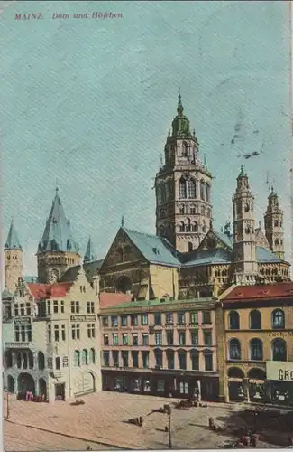 Mainz - Dom mit Höfchen