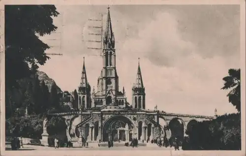 Frankreich - Frankreich - Lourdes - La Basilique vue de face - 1952