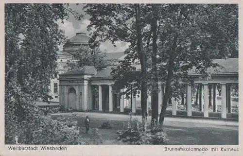Wiesbaden - Brunnenkolonnade - ca. 1955