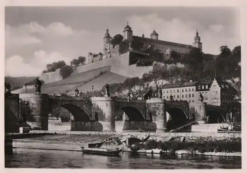 Würzburg - Alte Mainbrücke mit Festung Marienberg - ca. 1965