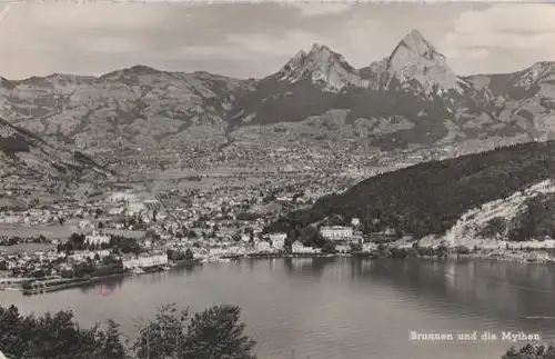 Schweiz - Schweiz - Brunnen und die Mythen - ca. 1965