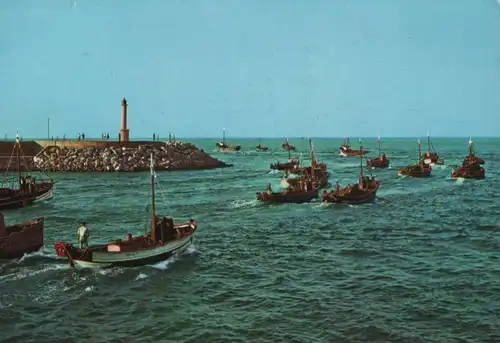 Spanien - Spanien - Cambrils - Barcas saliendo a la pesca - ca. 1980