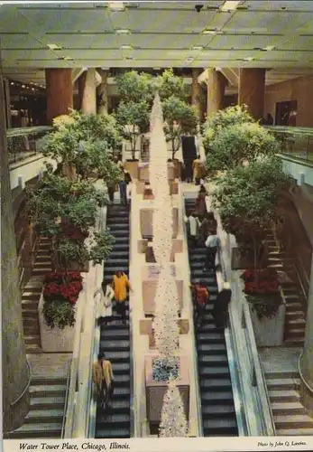 USA - USA - Chicago - Water Tower Place - 1981