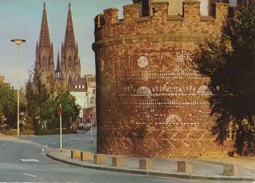 Köln - Dom und Römerturm