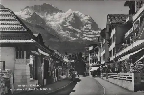Schweiz - Schweiz - Wengen - Dorfstrasse mit Jungfrau - 1965