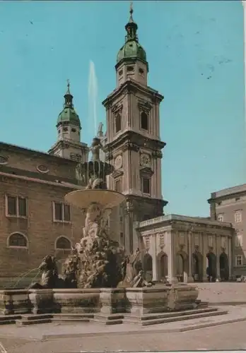 Österreich - Salzburg - Österreich - Dom und Residenzbrunnen
