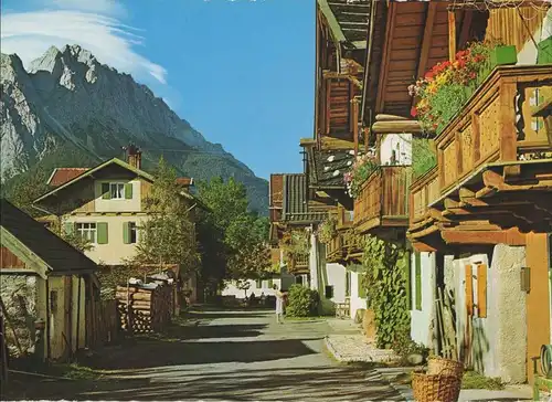 Garmisch-Partenkirchen - Frühlingsstraße
