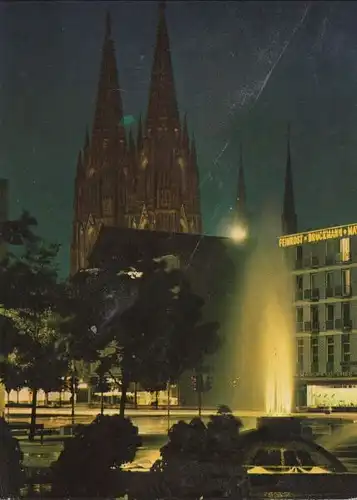 Köln - Wasserspiele am Offenbachplatz