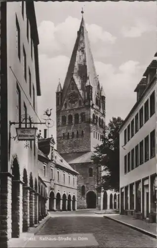 Soest - Rathaus-Straße und Dom - ca. 1960