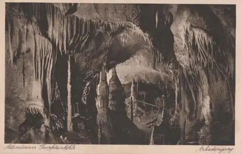 Attendorn - Tropfsteinhöhle - ca. 1935