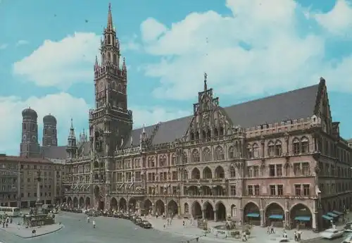 München - Rathaus und Frauenkirche - 1967