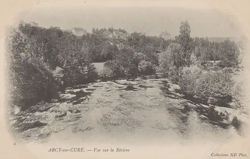 Frankreich - Arcy-sur-Cure - Frankreich - Vue sur la Riviere