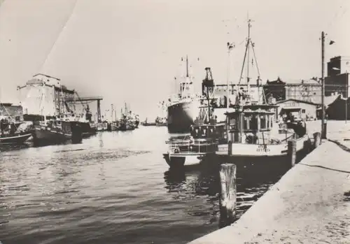 Schiffe im Hafen - ca. 1975