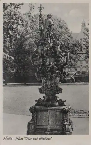 Fulda - Flora-Vase und Stadtsaal - ca. 1955