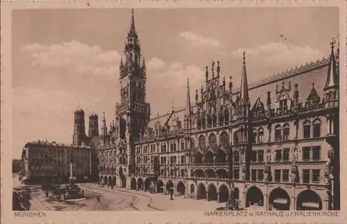 München - Marienplatz mit Rathaus und Frauenkirche - ca. 1935