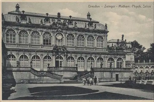 Dresden - Zwinger - Mathem.-Physik. Salon