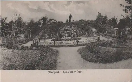 unbekannter Ort - Künstlicher Berg im Stadtpark - ca. 1935