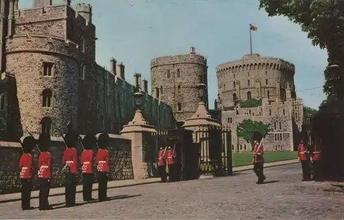 Großbritannien - Großbritannien - Windsor - Castle, Changing the Guard - 1965
