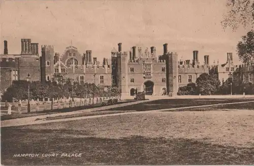 Großbritannien - Großbritannien - London, Hampton Court Palace - ca. 1940