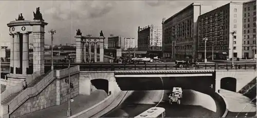 Russland - Moskau - Russland - Brodinski Brücke