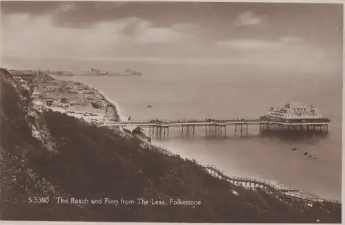 Großbritannien - Großbritannien - Folkestone - Beach and Piers - ca. 1955