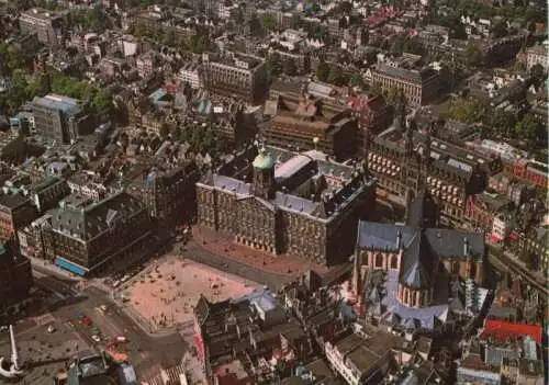 Niederlande - Niederlande - Amsterdam - Panorama met Kon. Paleis en Nieuwe Kerk - ca. 1980