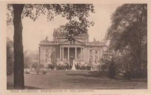 Wiesbaden - Staatstheater mit Schillerdenkmal - ca. 1935