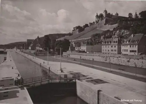 Würzburg - Schleuse mit Festung - ca. 1960