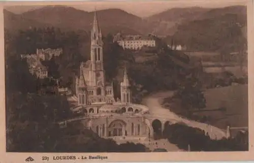 Frankreich - Frankreich - Lourdes - La Basilique - 1926