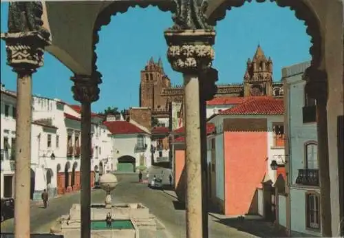 Portugal - Portugal - Evora - Portas de Moura e Catedral - ca. 1985