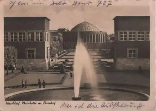 Düsseldorf - Rheinallee mit Ehrenmal