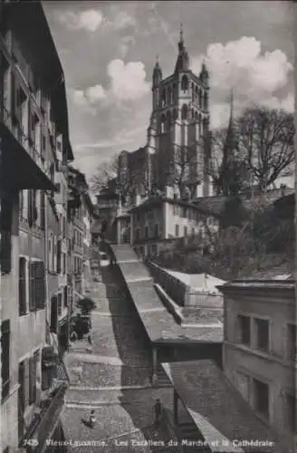 Schweiz - Schweiz - Lausanne - Les Escaliers du Marche et le Cahedrale - ca. 1955