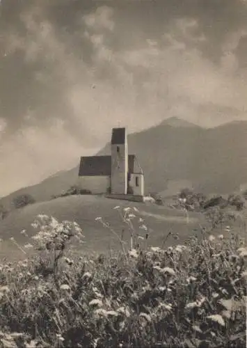 unbekannter Ort - Kirche auf Hügel