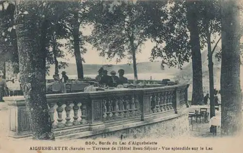 Frankreich - Aiguebelette - Frankreich - Alleves - Terrasse de Hotel beau-Sejour