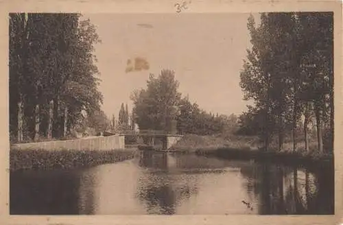 Frankreich - Saint-Leger-sur-Dheune - Frankreich - Pont des Laucherres