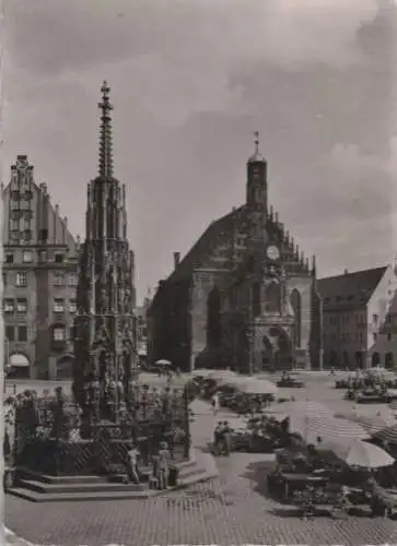 Nürnberg - Schöner Brunnen