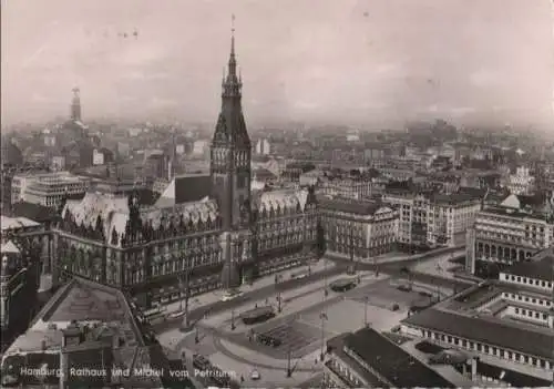 Hamburg - Rathaus und Michel - 1956