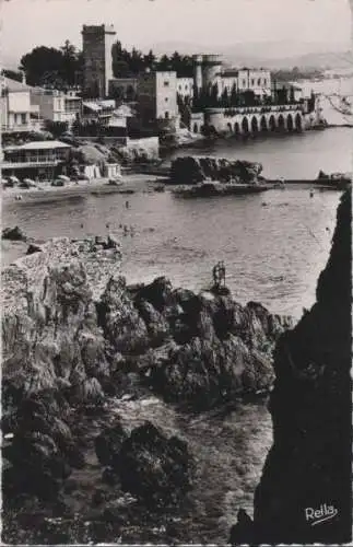 Frankreich - Frankreich - Mandelieu-la-Napoule - Le Chateau et la Plage - ca. 1960