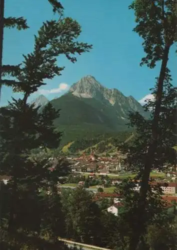 Mittenwald - gegen Wettersteinspitze