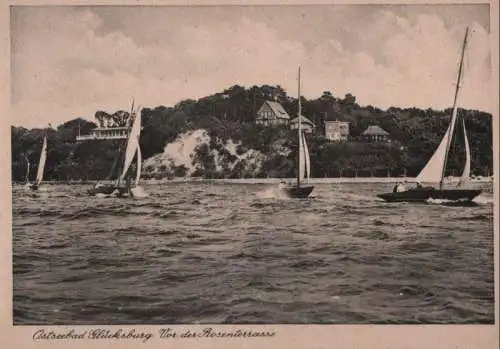 Glücksburg - vor der Rosenterrasse