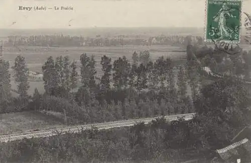 Frankreich - Ervy-le-Châtel - Frankreich - La Prairie