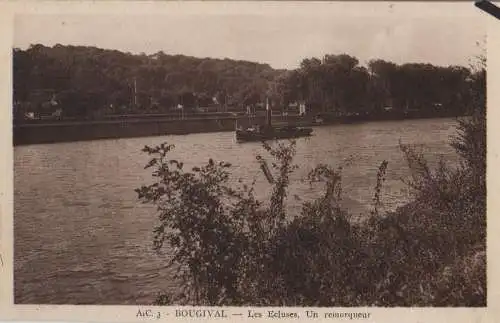 Frankreich - Frankreich - Bougival - Les Ecluses, Un remorqueur - ca. 1950