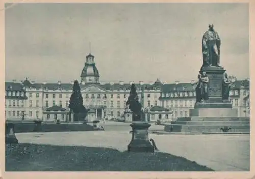 Karlsruhe - Schloßplatz - ca. 1955