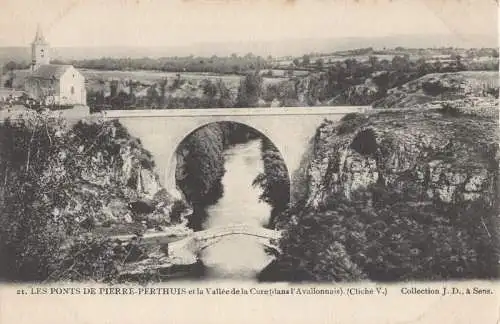 Frankreich - Pierre-Perthuis - Frankreich - Ponts