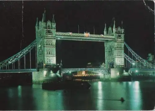 Großbritannien - Großbritannien - London - Tower bridge by night - 1992