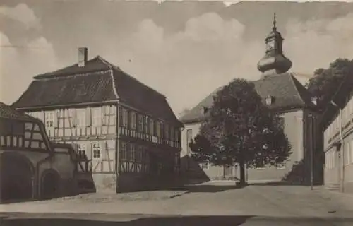 Benshausen - Markt mit Kirche