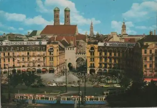 München - Stachus mit Karlstor