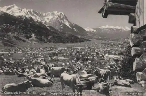 Garmisch-Partenkirchen - gegen Zugspitzgruppe - ca. 1960